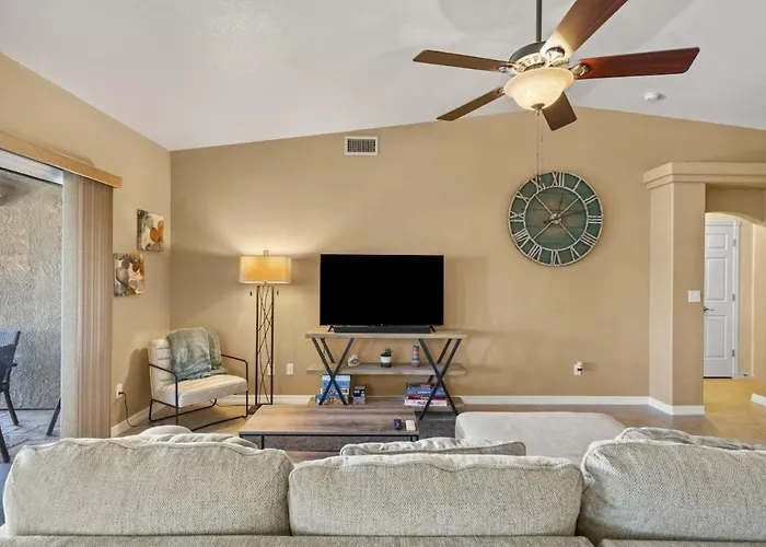 Villa Havasu Appaloosa - Pool, Parking, Lake Havasu City